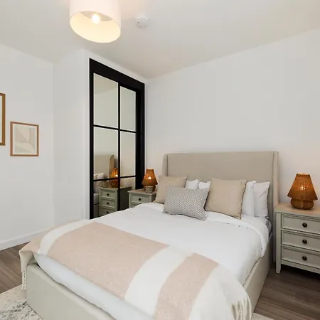 The Tottenham Escape - Lovely 2Bdr Flat With Balcony London Exterior photo